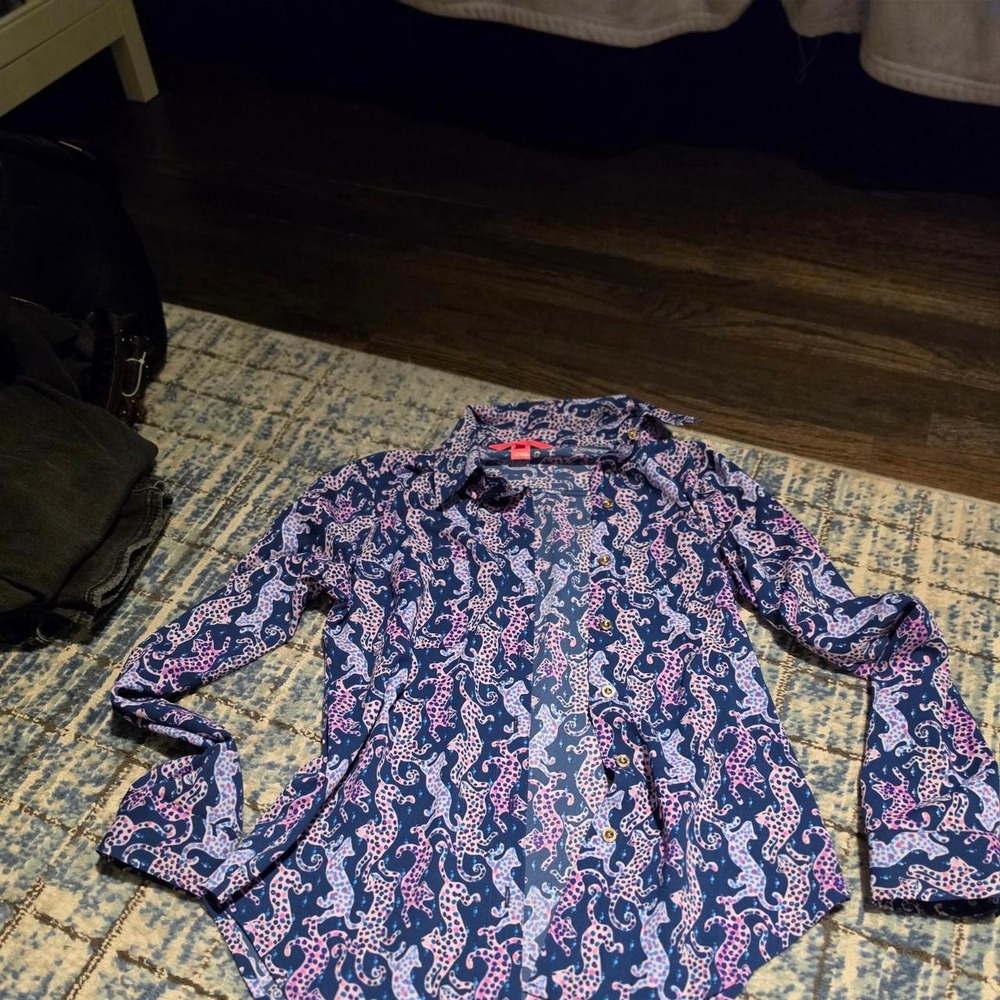 lily pulitzer blue/pink seahorse print
